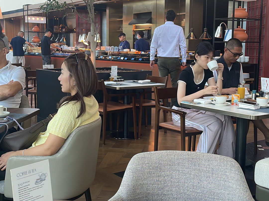 摄政公寓海滩酒店主图