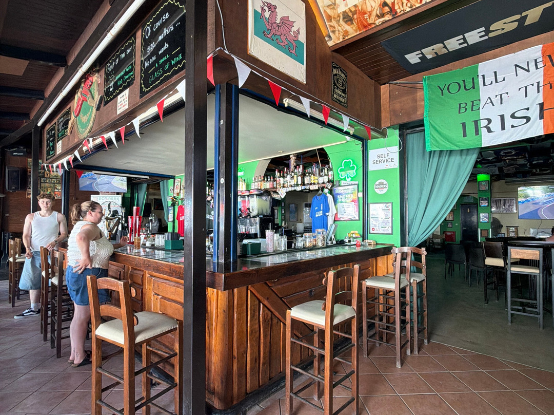Scorers Irish & Sports Bar-Kavos必去景点