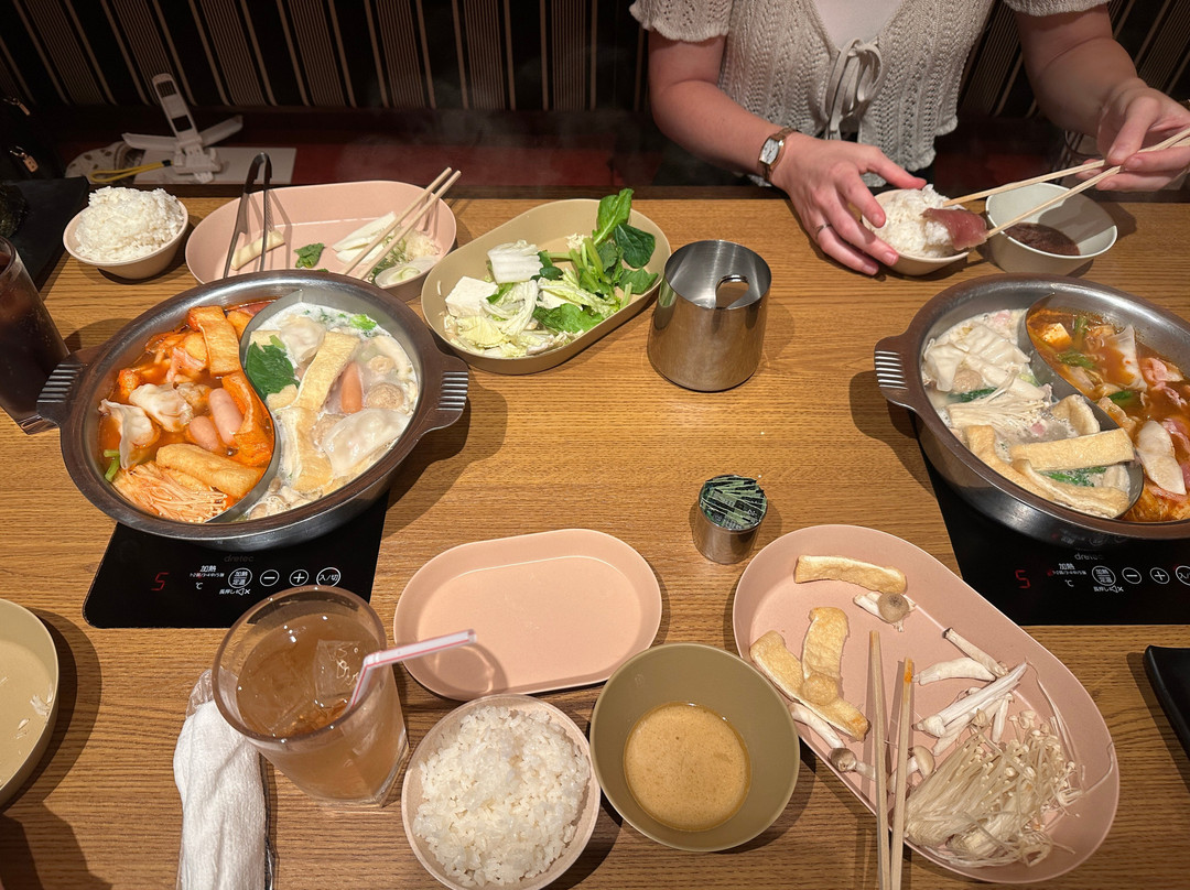 寿司としゃぶしゃぶ・すき焼き食べ放題 HOT POT LAB 心斎橋難波店