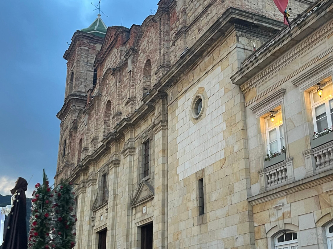 Catedral Diocesana-锡帕基拉必去景点