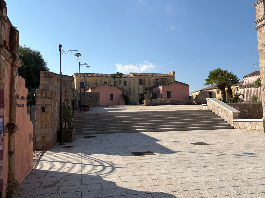 Cattedrale Santa Maria del Monserrato-Tratalias必去景点