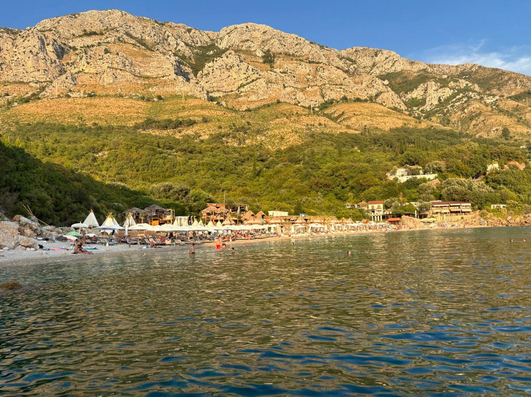 Drobni Pijesak Beach-Drobnici必去景点