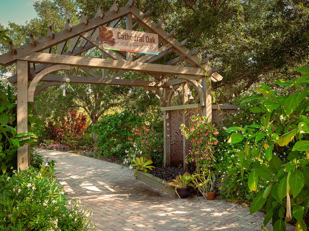 Peace River Botanical & Sculpture Gardens-蓬塔戈尔达必去景点