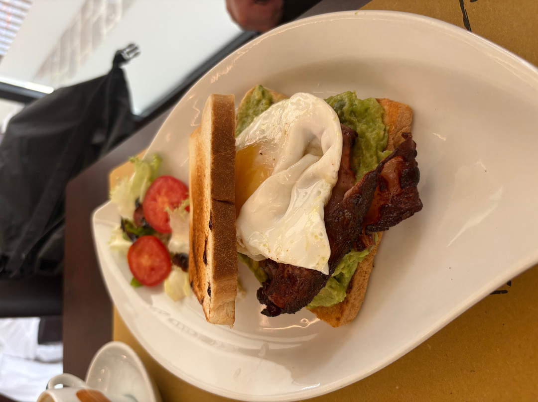 Garda Cafe Lounge Bar