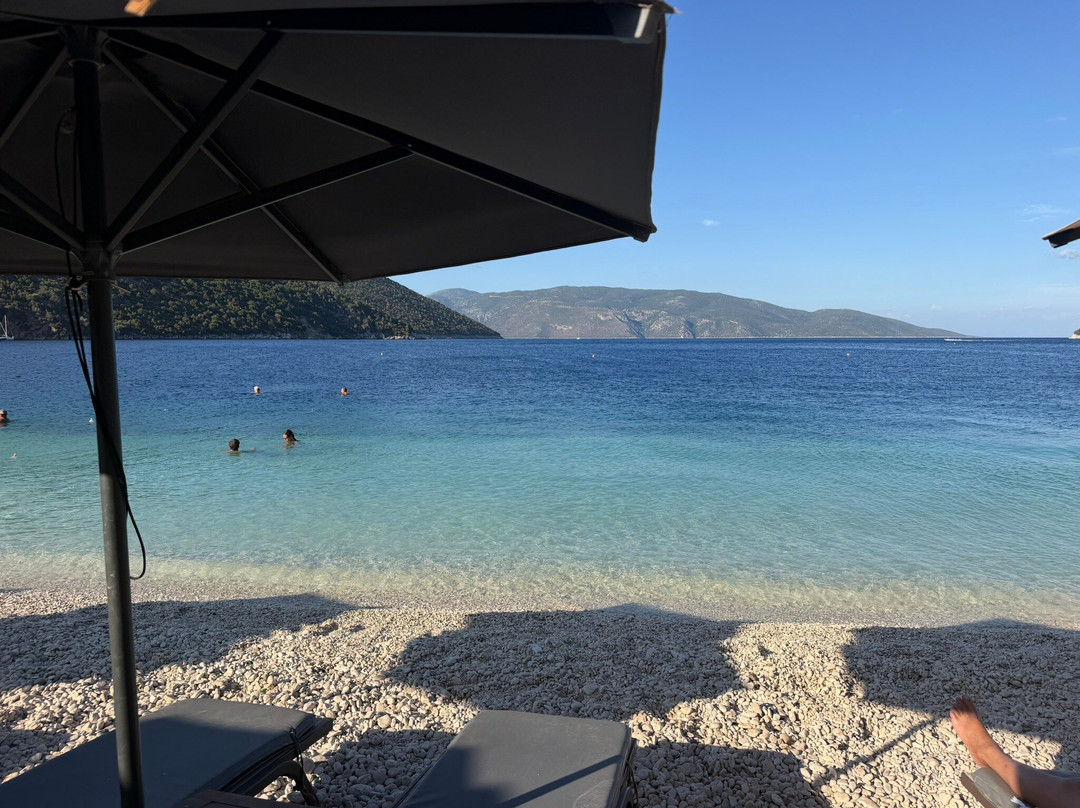 Antisamos Beach-萨米必去景点