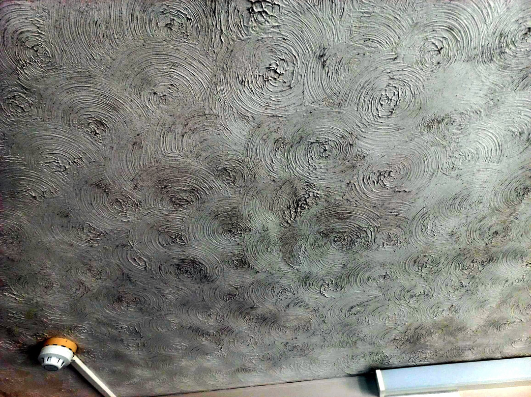 水域边缘的斯特兰德主图