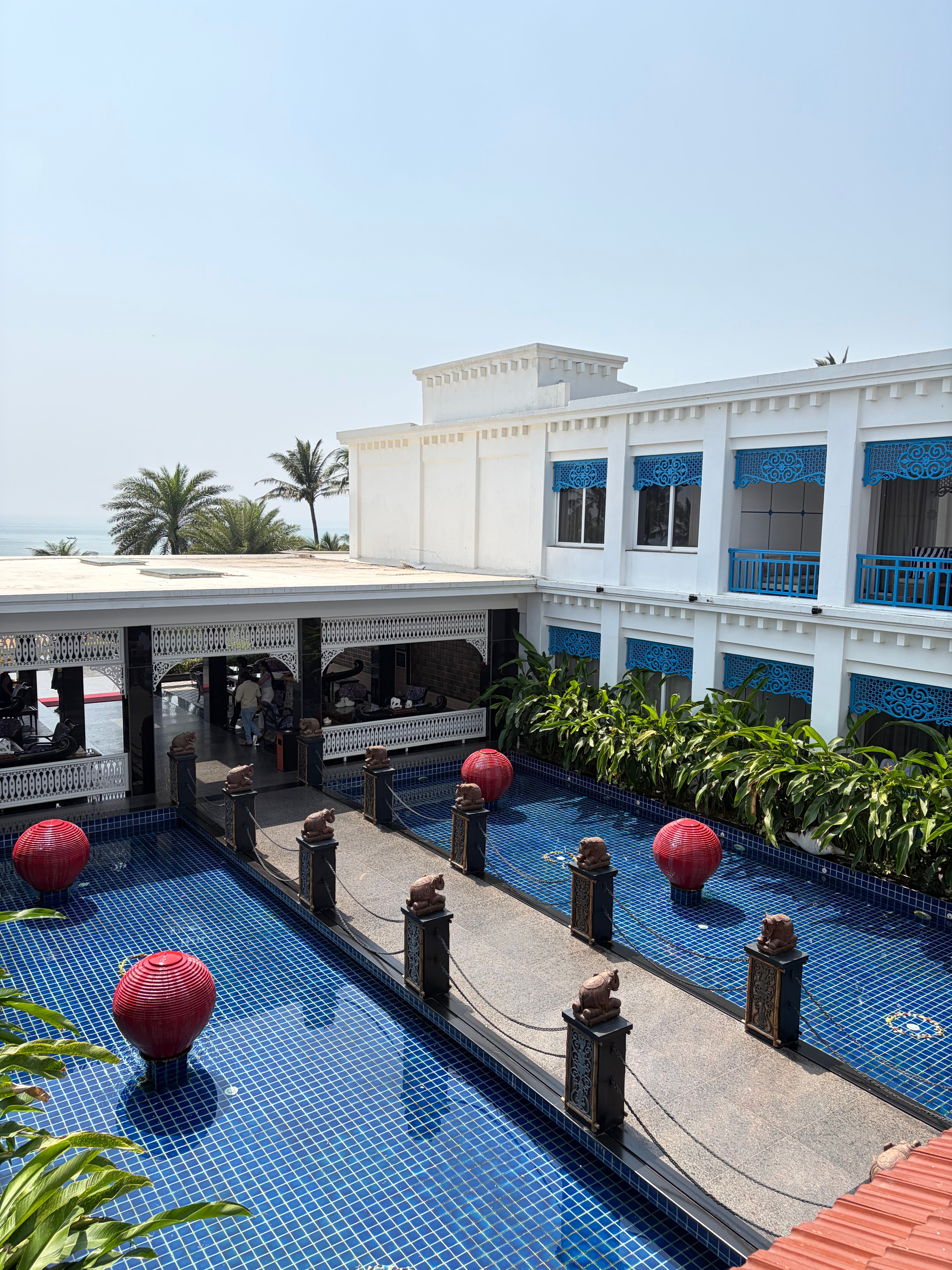 Mayfair Palm Beach Resort-旅行者