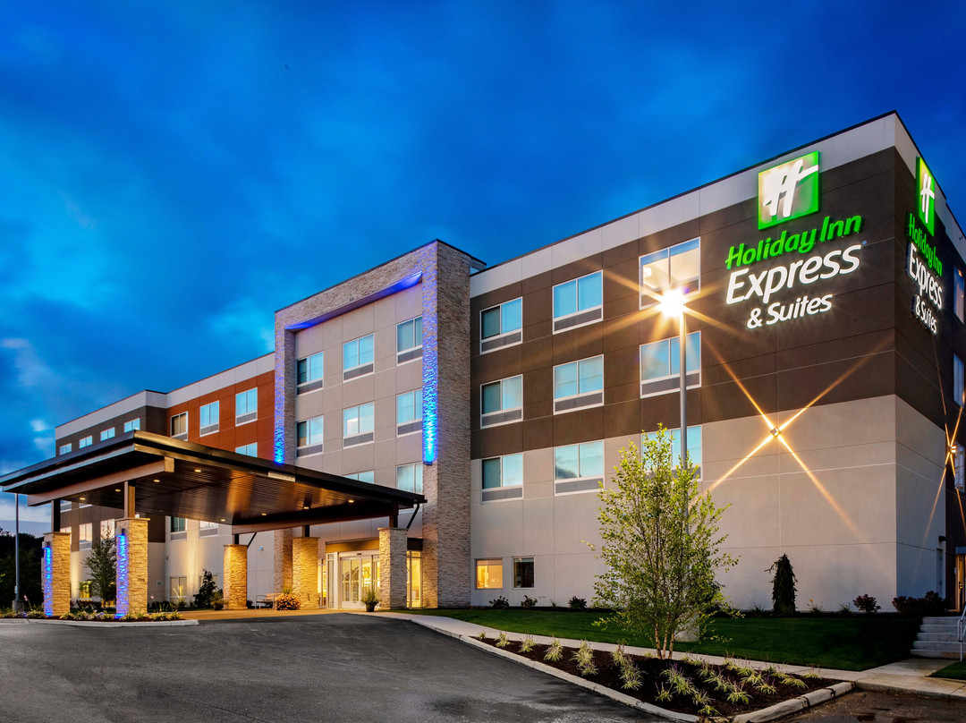 Holiday Inn Express & Suites Madison By IHG主图