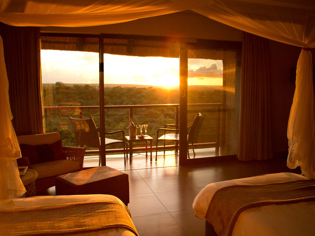 Victoria Falls Safari Club主图