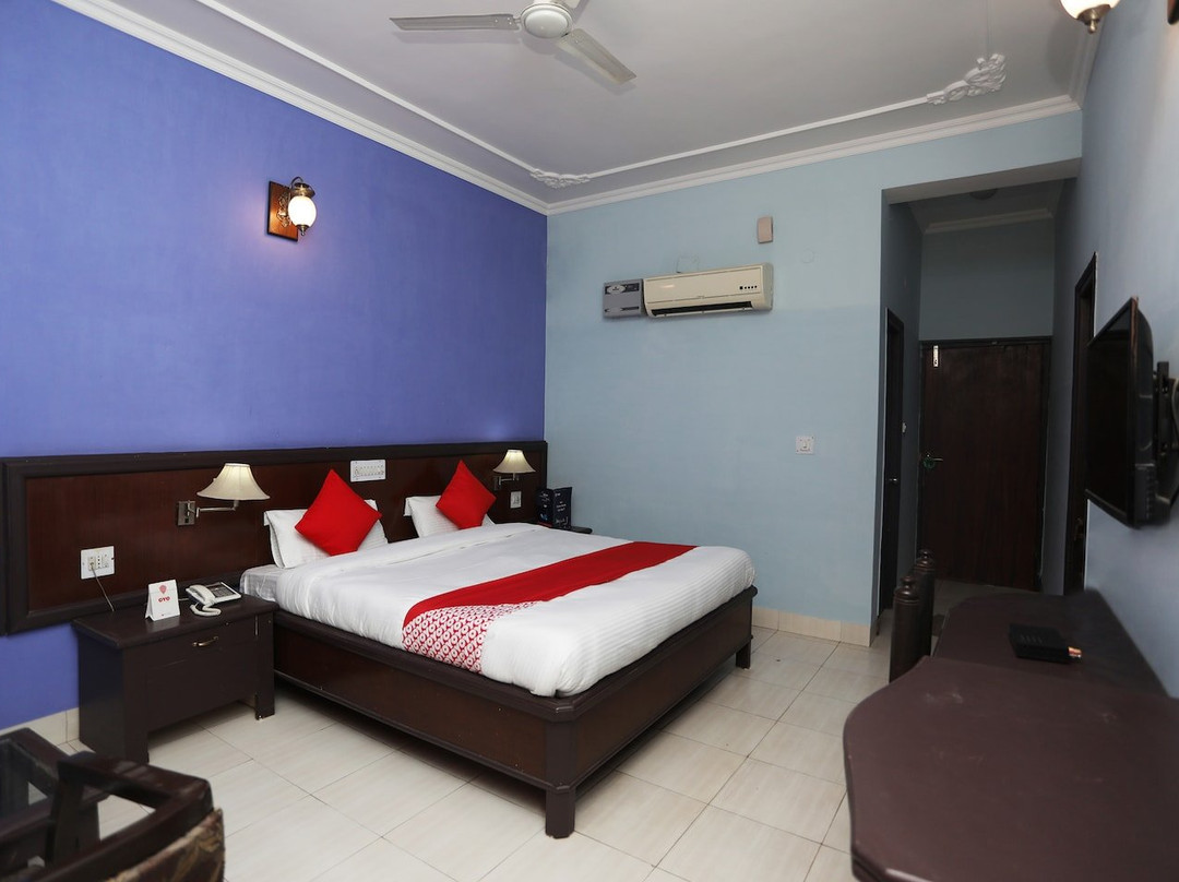 OYO 19514 Hotel Park Regency