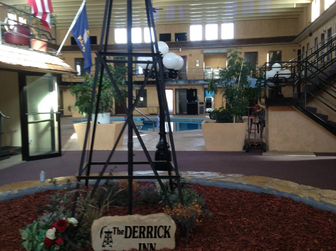 Derrick Inn