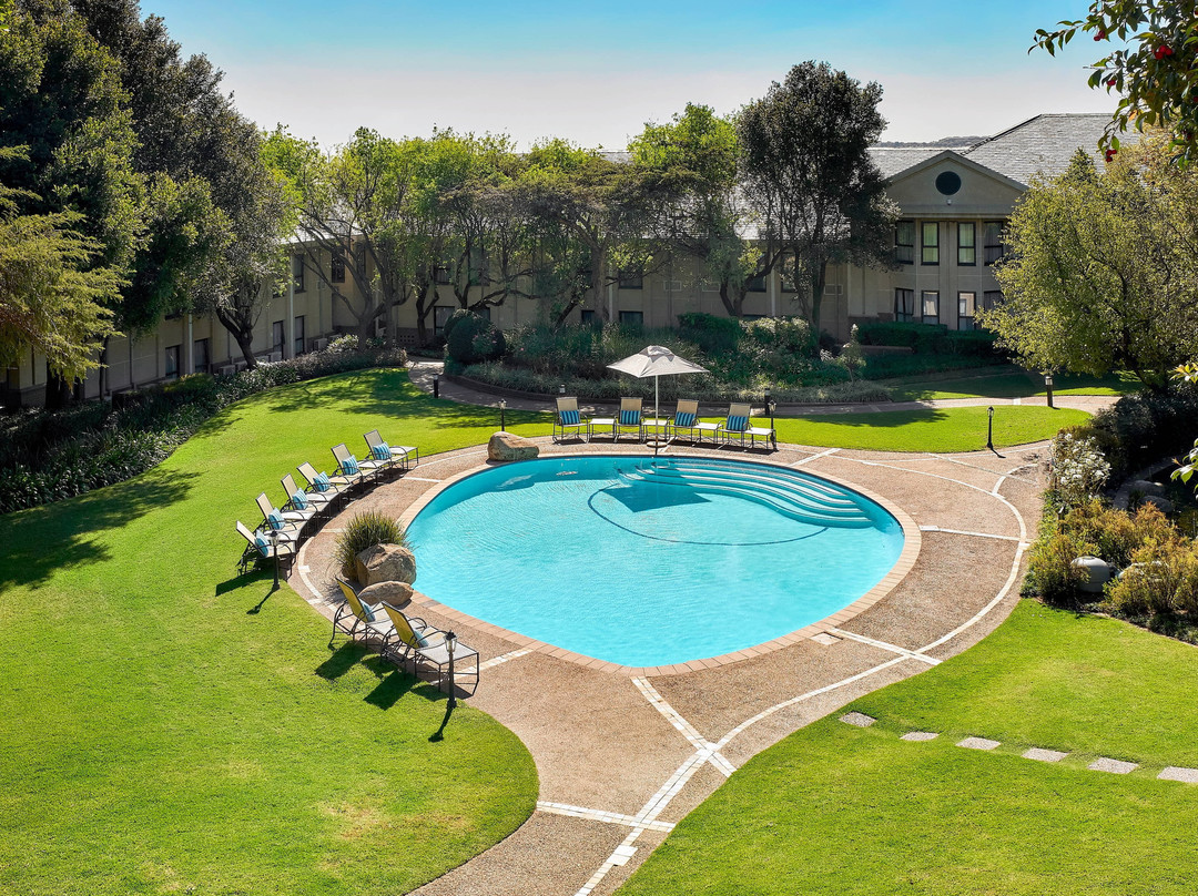 普罗蒂亚米德兰酒店主图