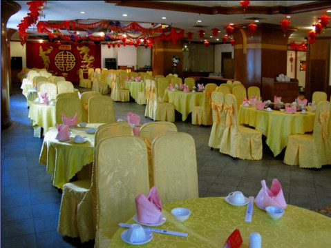 嘉正海外国际大酒店主图