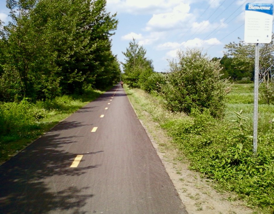 Parc linéaire Le Grand Tronc-李维斯必去景点