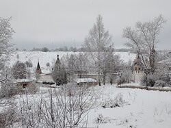 Staritskiy Holy Dormition Monastery景点图片
