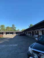 Palm and Pawn Motor Inn主图