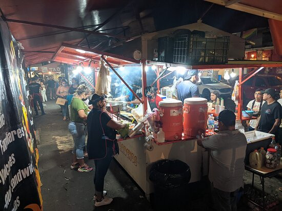 Olas Altas-瓦拉塔港必去景点