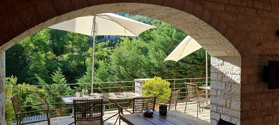 Gamila Rocks Mountain Hotel主图