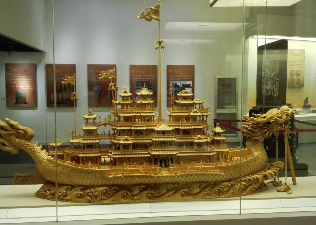 双城市旅游景点-中国木雕艺术馆