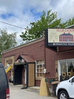 Blue Door Primitive Peddler