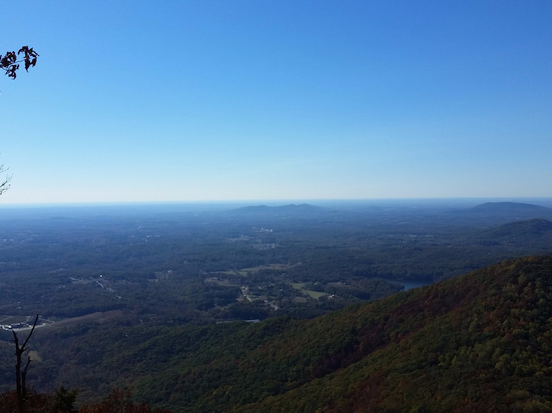 Yonah Mountain Hiking Trail景点图片