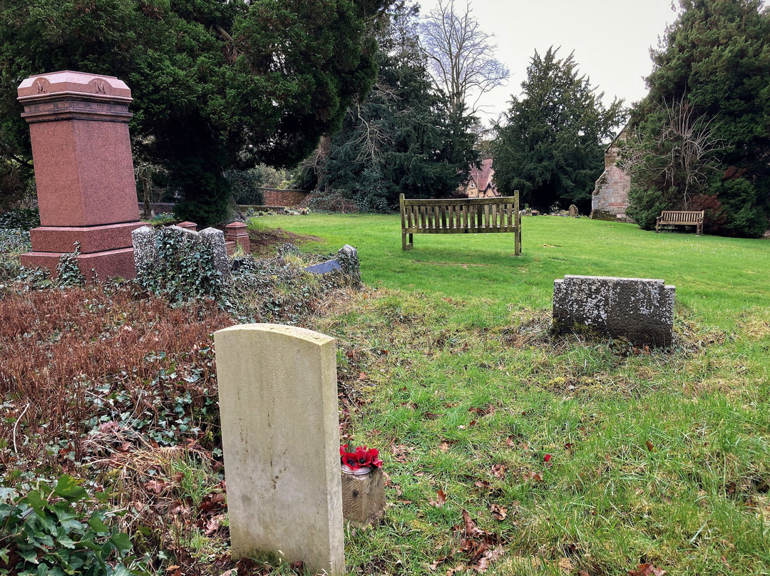 Commonwealth War Grave, Clent