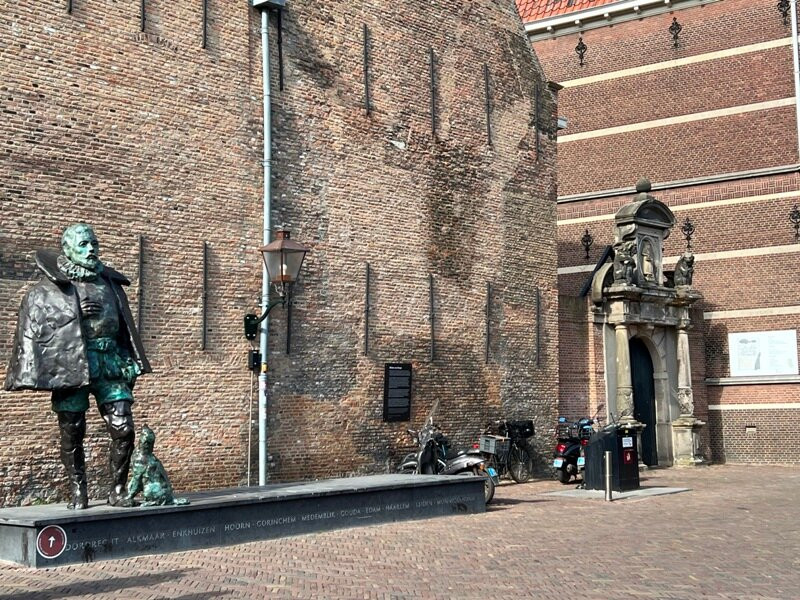 Statue of Willem van Oranje-多德雷赫特必去景点
