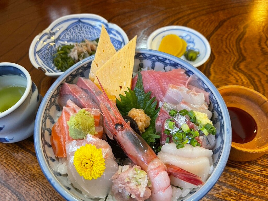 海鮮和食 なぶら