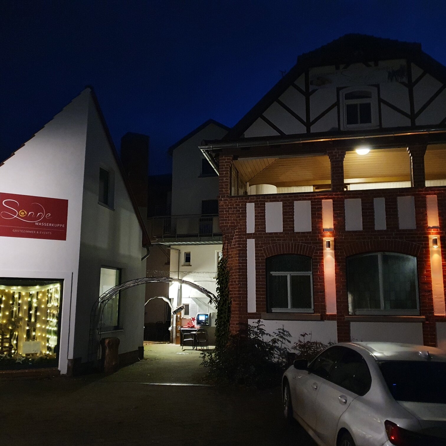 Pension Zur Sonne-官方