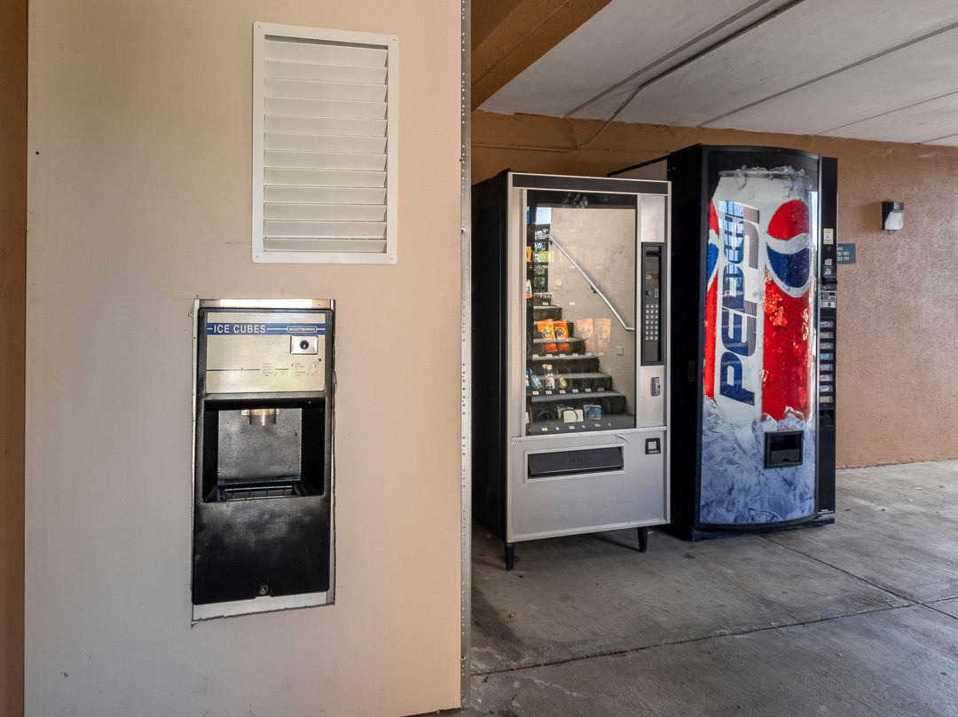 Red Roof Inn Kenly - I-95主图