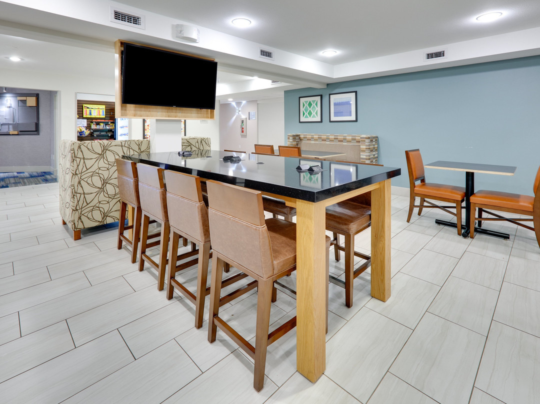 Holiday Inn Express & Suites Scottsbluff-Gering by IHG主图