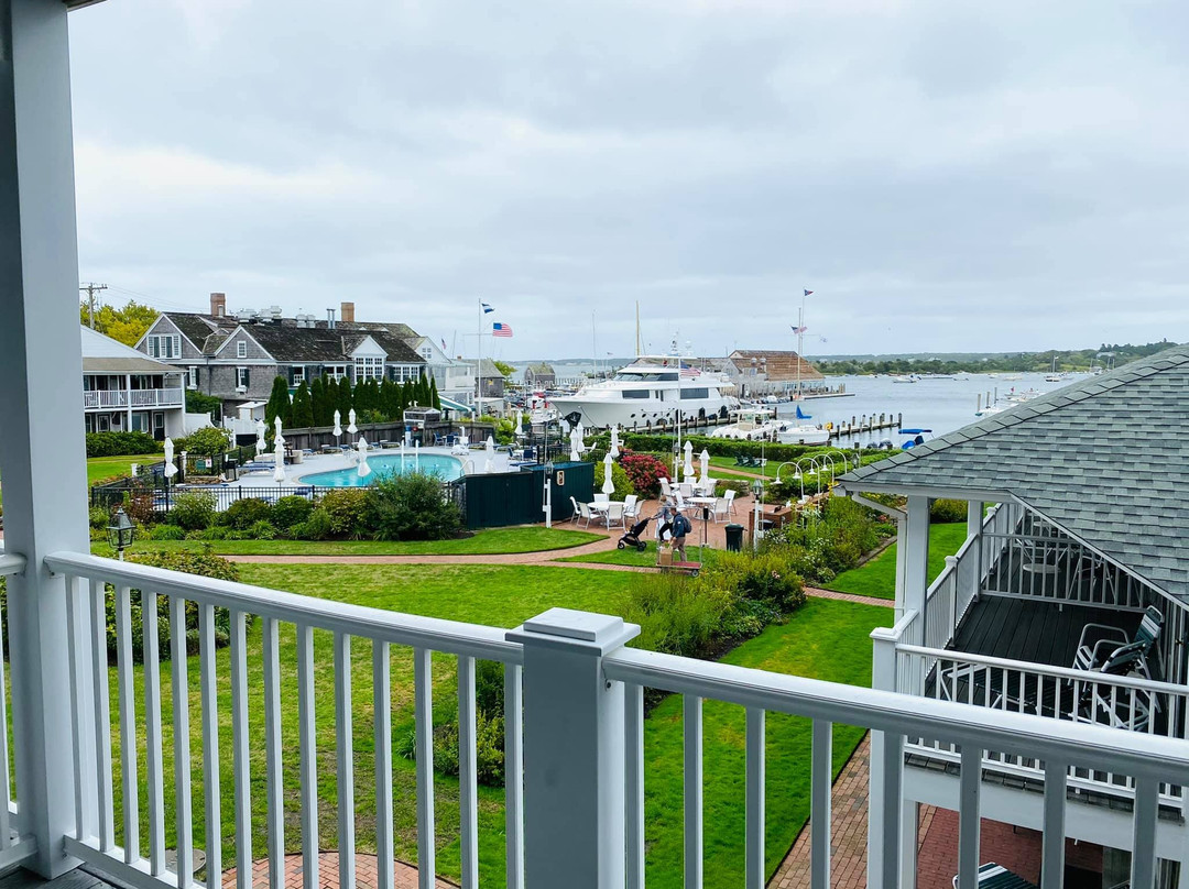 The Harborside Inn主图