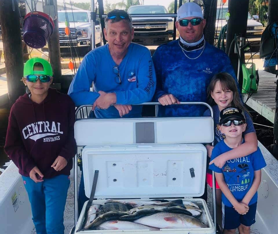Pelican State Fishing Charters - Day Tours景点图片