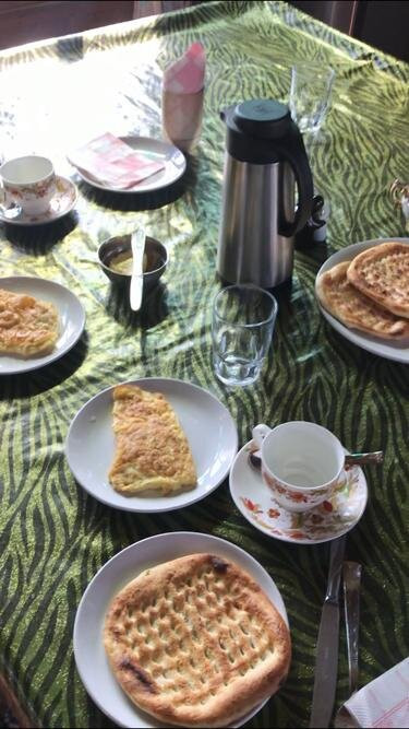 Shiraz Deluxe Houseboat主图