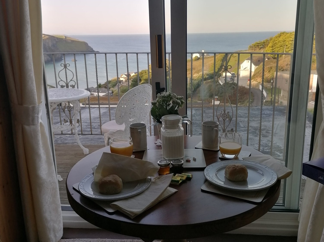Thorncliff Ocean View Suites主图