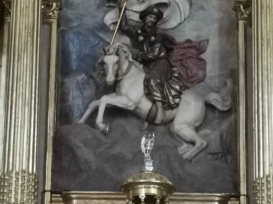 Iglesia De Santiago-Elizondo必去景点