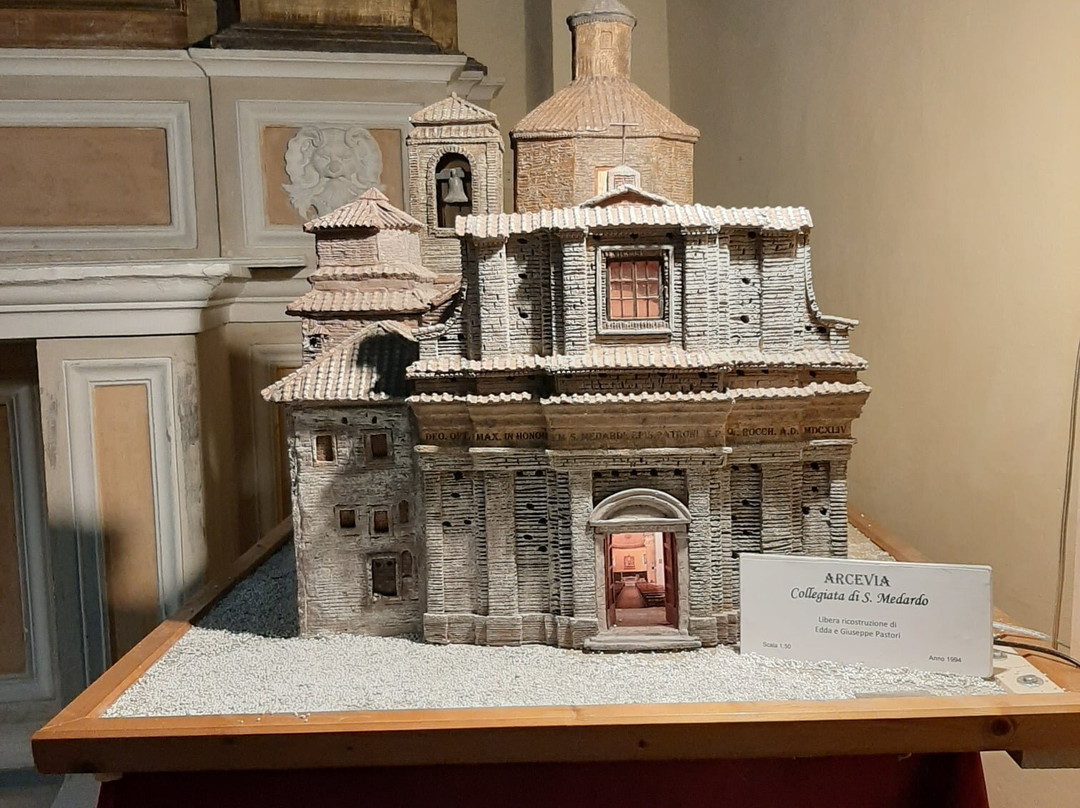San Medardo Church-Arcevia必去景点