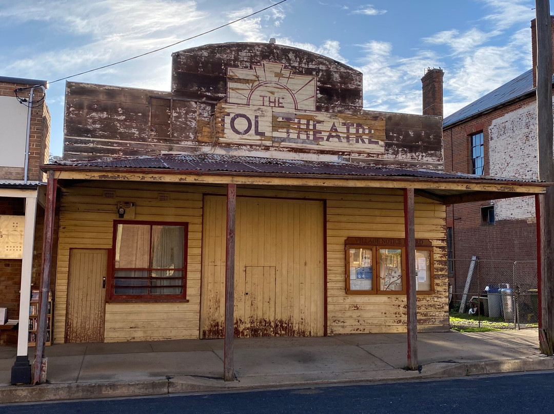 Carcoar Railway Station景点图片