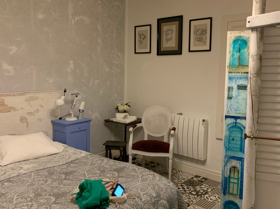 La Bouchère 33主图