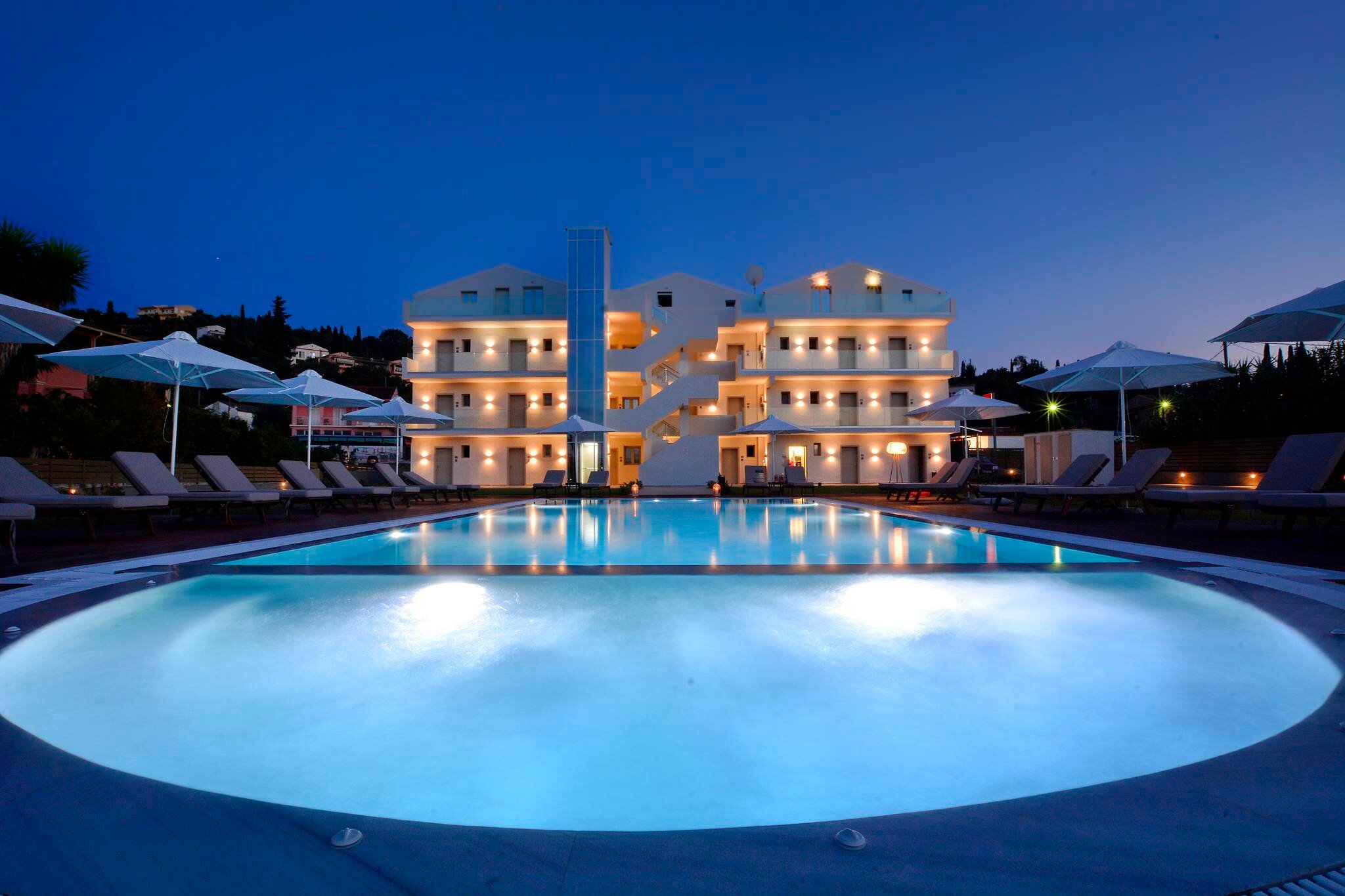V Luxury Suites-官方