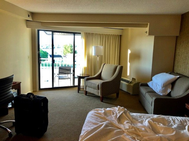 Budget Host Inn & Suites主图