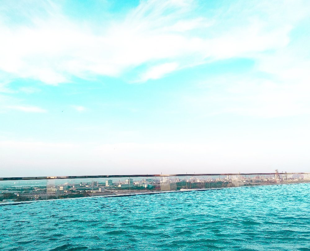 Aston Gresik Hotel & Conference Center主图