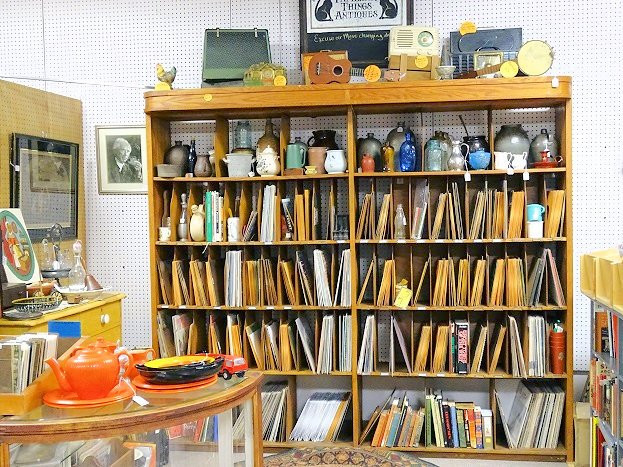 Williamsburg Antique Mall景点图片