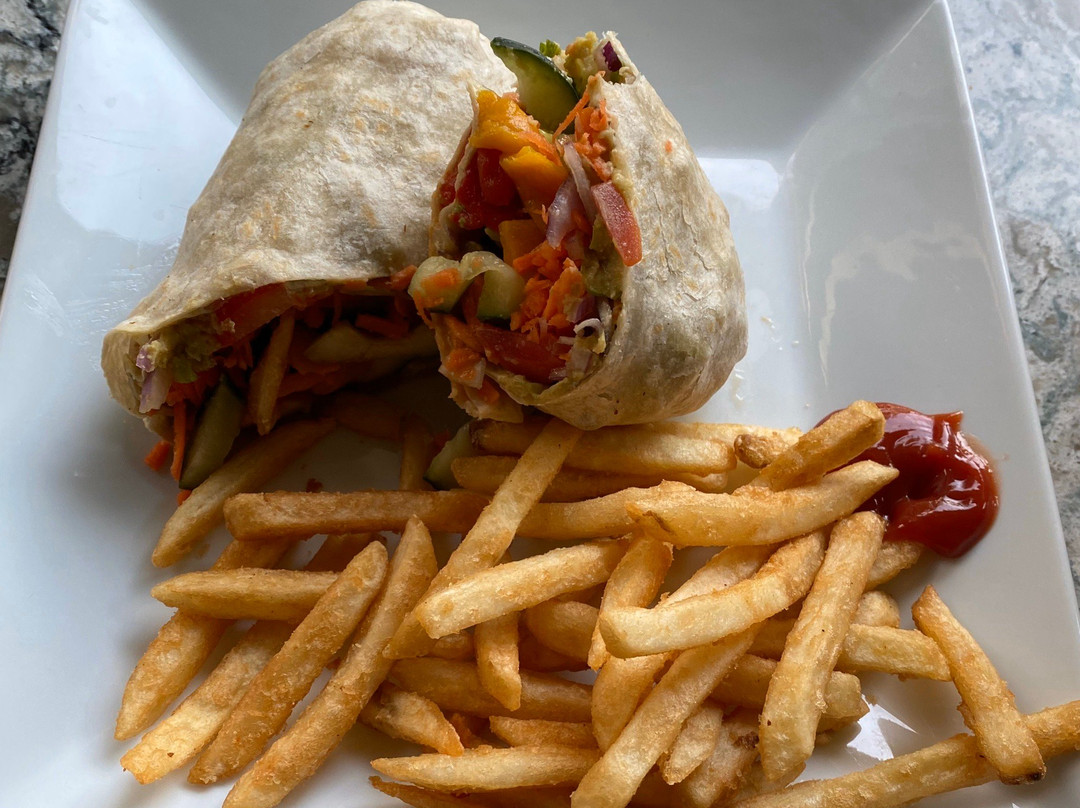 Beyond the Glory Sports Bar & Grill景点图片