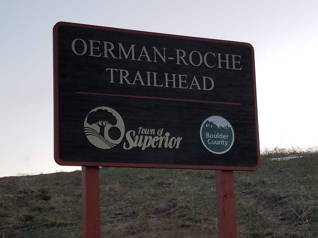 Oerman-Roche Trailhead景点图片