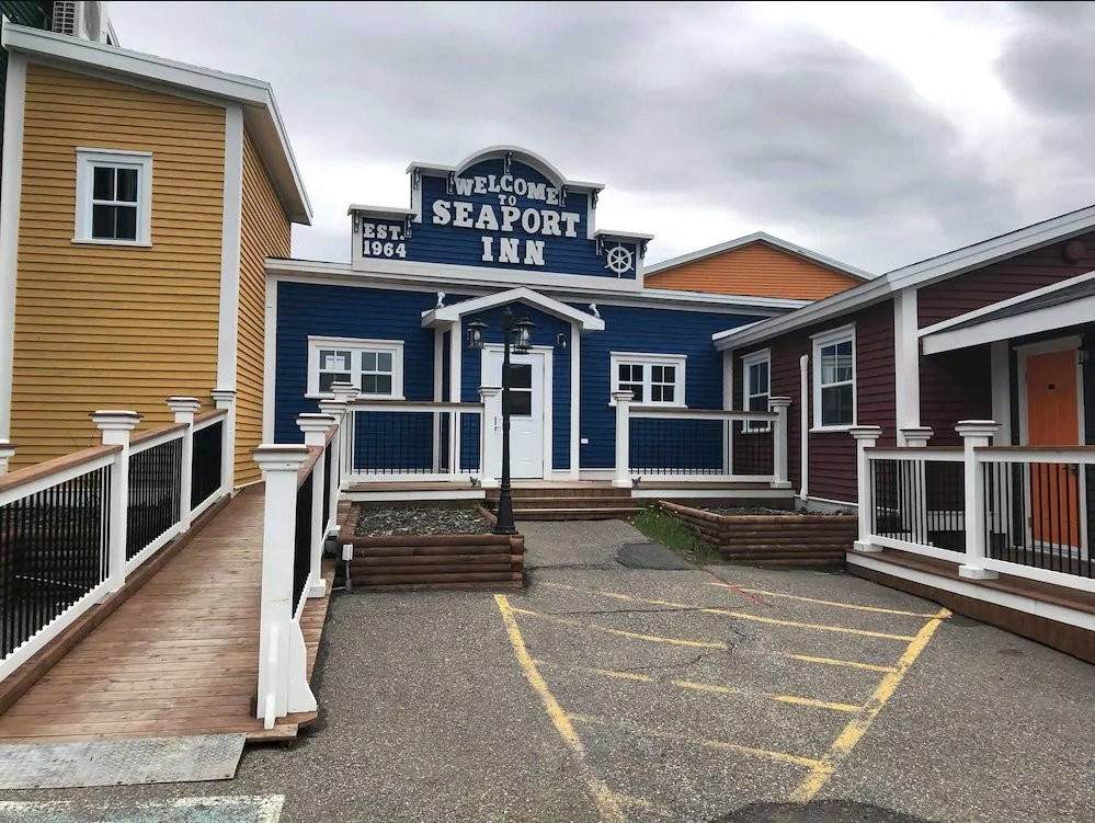Seaport Inn主图