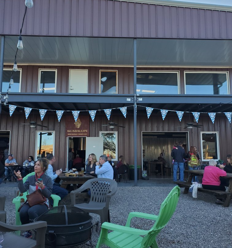 Guadalupe Brewing Company & Pizza Kitchen-新布朗费尔斯必去景点