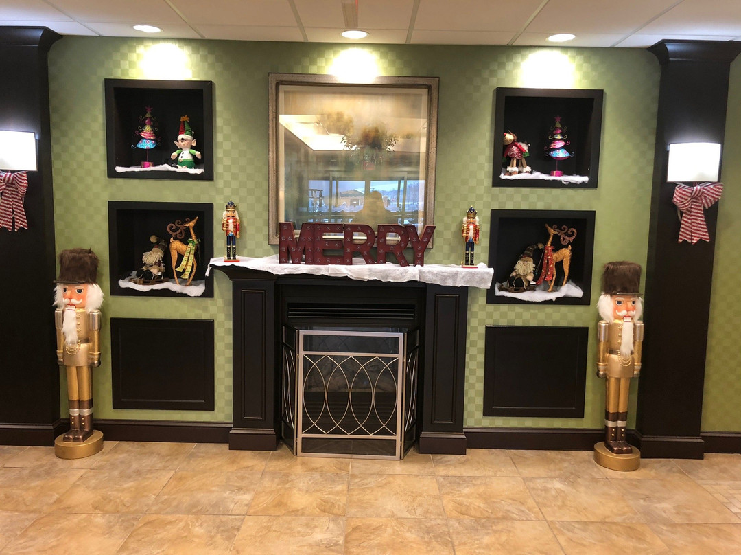 Holiday Inn Express & Suites Dickson City - Scranton, an IHG hotel主图