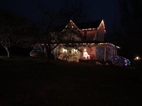 1898 Red Bud Bed & Breakfast-浴室