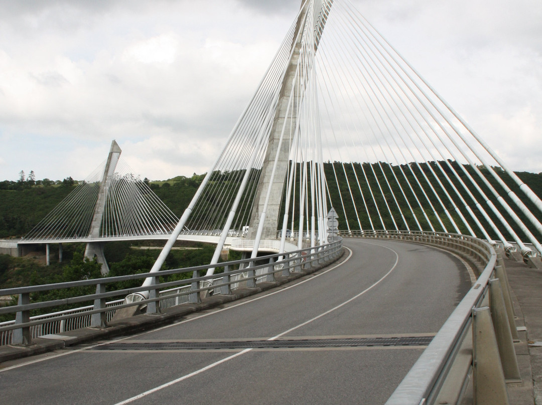 Pont Terenez-Rosnoen必去景点